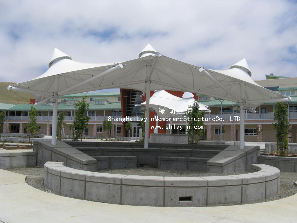中華全國總工會勞動模范技術(shù)交流學(xué)校、兩岸工會交流基地一期室內(nèi)運(yùn)動館鋼結(jié)構(gòu)吊裝質(zhì)量要求與保證措施